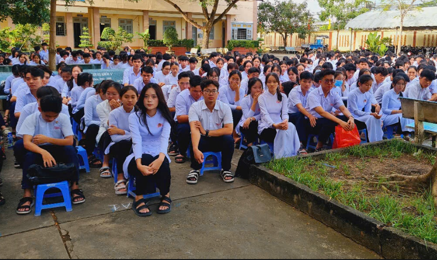 Kỷ niệm 43 năm ngày Nhà giáo Việt Nam (20/11/1982-20/11/2025)  